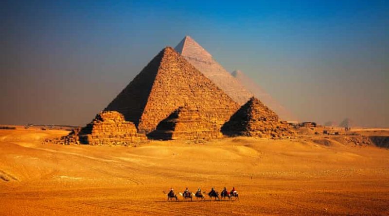 Who built pyramid